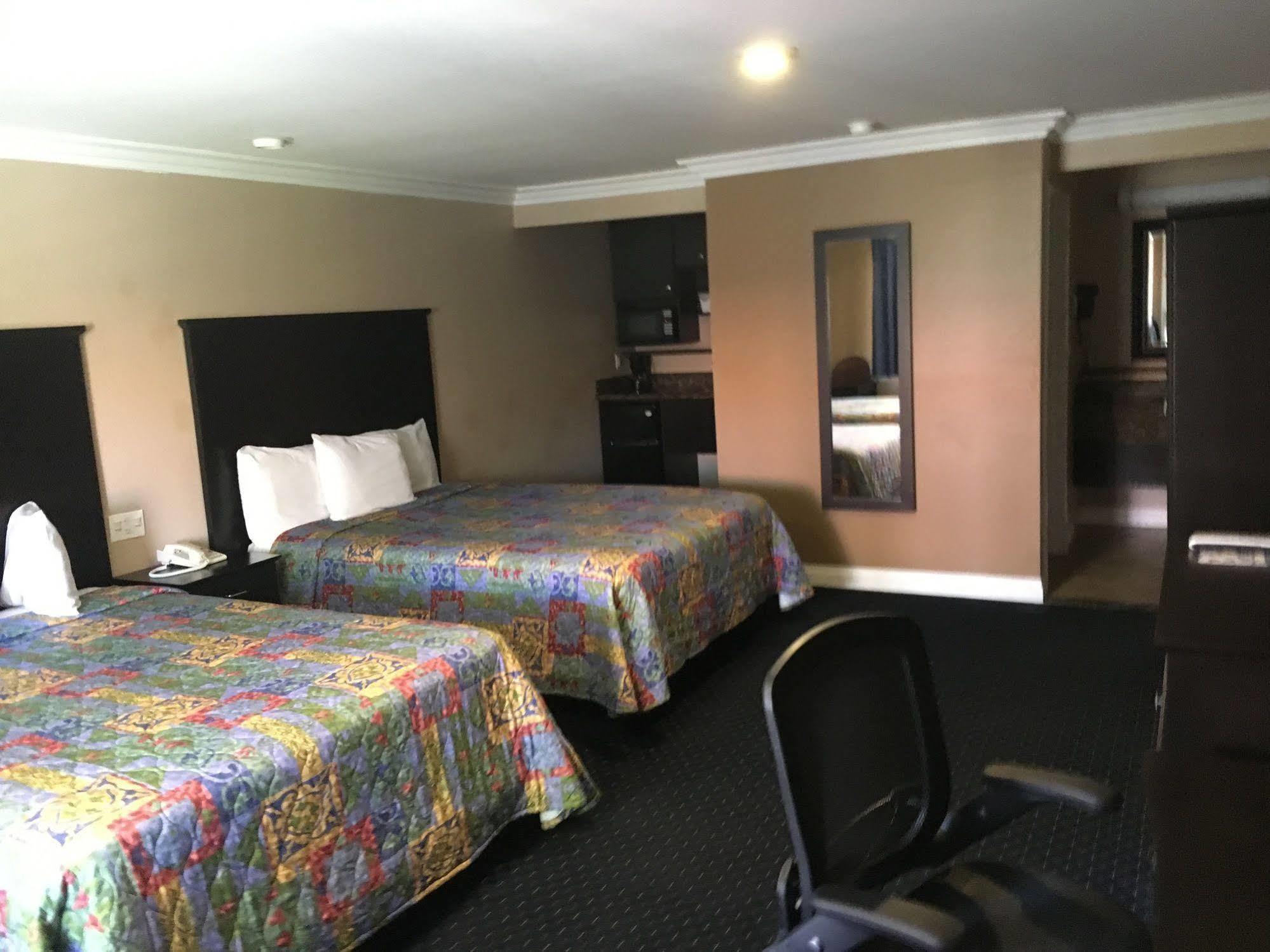 Garden Inn And Suites Glendora Esterno foto